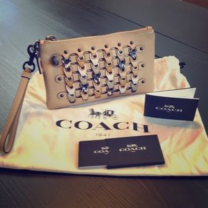 Handbag / Clutch / Wristlet